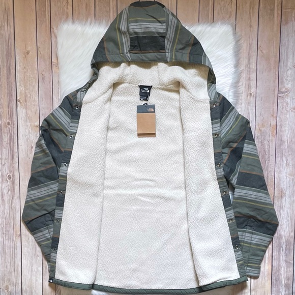 The North Face Men’s Hooded Campshire Shirt Jacket - Picture 5 of 9